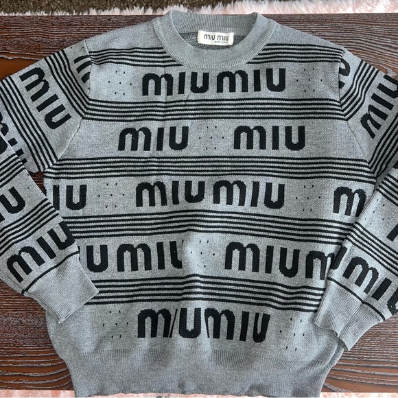 Miu Miu Sweaters - Miu Miu cashmere and wool sweater